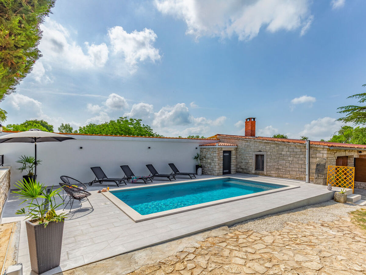 Courtyard Ivini – Maison avec piscine privée - Photo 18