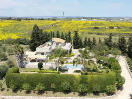 Location villa à Santa Maria del Focallo, Morgana