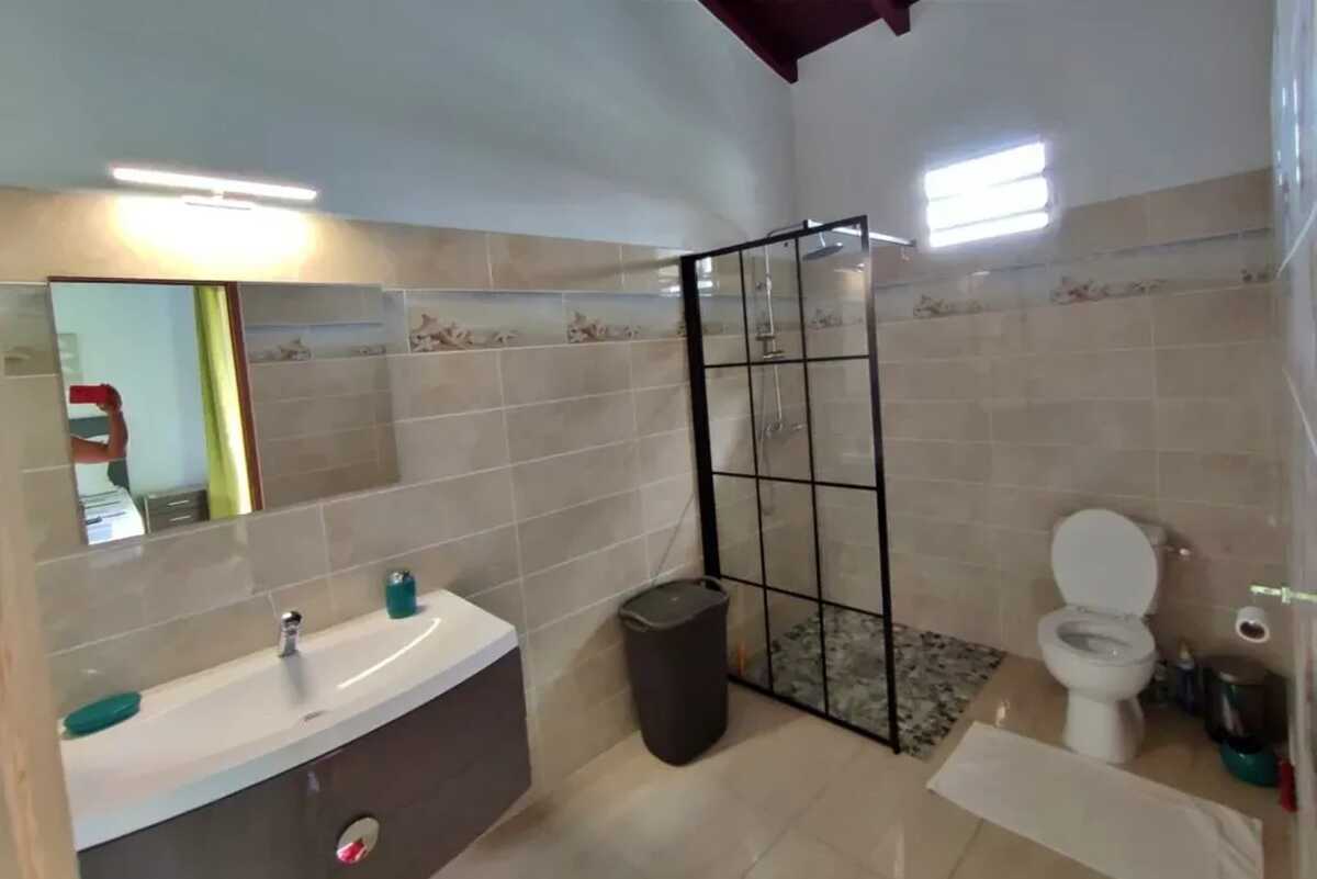 Studio 30 m² avec piscine et vue mer à Capesterre-Belle-Eau - Photo 8
