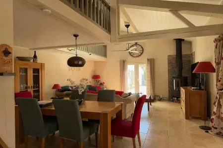 La Rocaille : Maison 6 pers. avec piscine chauffée à Roquebrun : photo 8