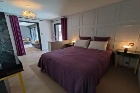 Maison plain-pied avec piscine chauffée à Vayrac : photo 4