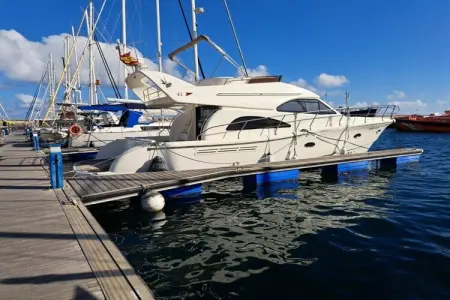 Location appartement à Santa Cruz de Tenerife, Yacht de luxe Atrevida