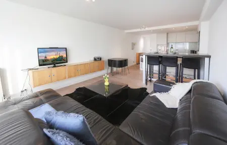 Duplex face à la plage à Oostende, 3 chambres pour 7 personnes : photo 2