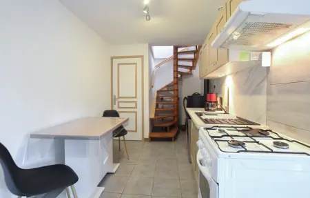 Maison en pierre du 17e siècle avec jardin à Portbail : photo 15