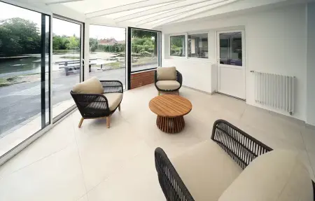 Maison 16e siècle avec jacuzzi et étang à Thun-Saint-Martin : photo 8