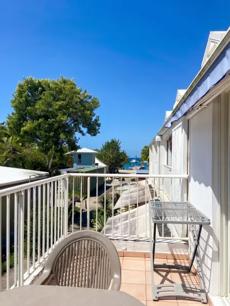 Appartement vue mer et jardin avec terrasse barbecue à Les Trois-Îlets : photo 5