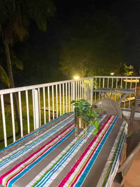 Appartement vue mer et jardin avec terrasse barbecue à Les Trois-Îlets : photo 16