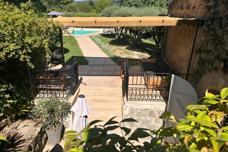 Villa Moulin, ancien moulin provençal avec piscine - Photo 19