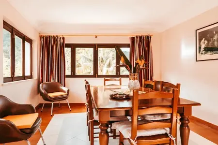 Oliveira's Houses By Gthouse – Maison Sintra : photo 4