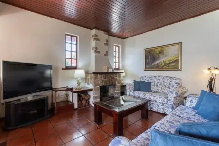 Maison 180 m² avec terrasse et bar privé à Colares : photo 11