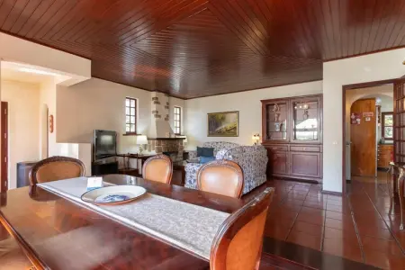 Maison 180 m² avec terrasse et bar privé à Colares : photo 14