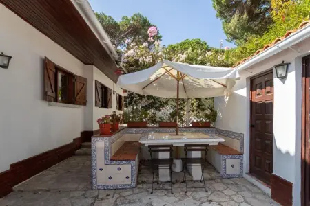 Maison 180 m² avec terrasse et bar privé à Colares : photo 32