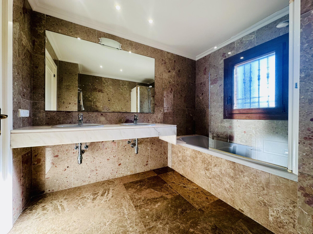 Villa Can Boira, maison en pierre avec piscine à Santa Cristina d'Aro - Photo 25