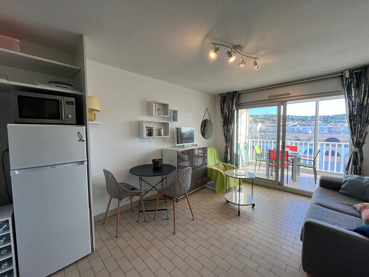 T2 Sète, loggia vue canal à 100 m des plages - Photo 2