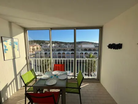 Location appartement à Sète, Charmant T2 à 100 m des plages, 4 personnes avec loggia