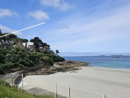 Location maison à Perros Guirec, Maison à louer avec balcon et WIFI près de la plage à Perros-Guirec