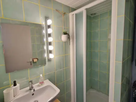 Duplex confortable à Marseillan-Plage avec véranda - Photo 6