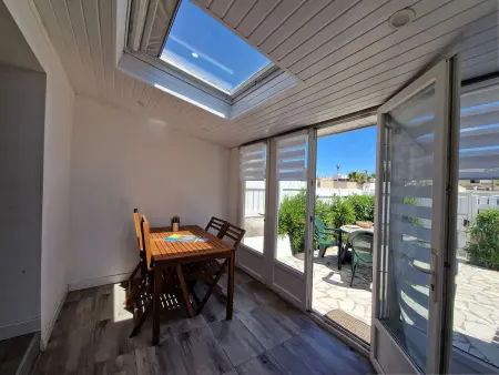Duplex confortable à Marseillan-Plage avec véranda - Photo 7