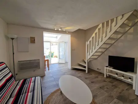 Duplex confortable à Marseillan-Plage avec véranda - Photo 10