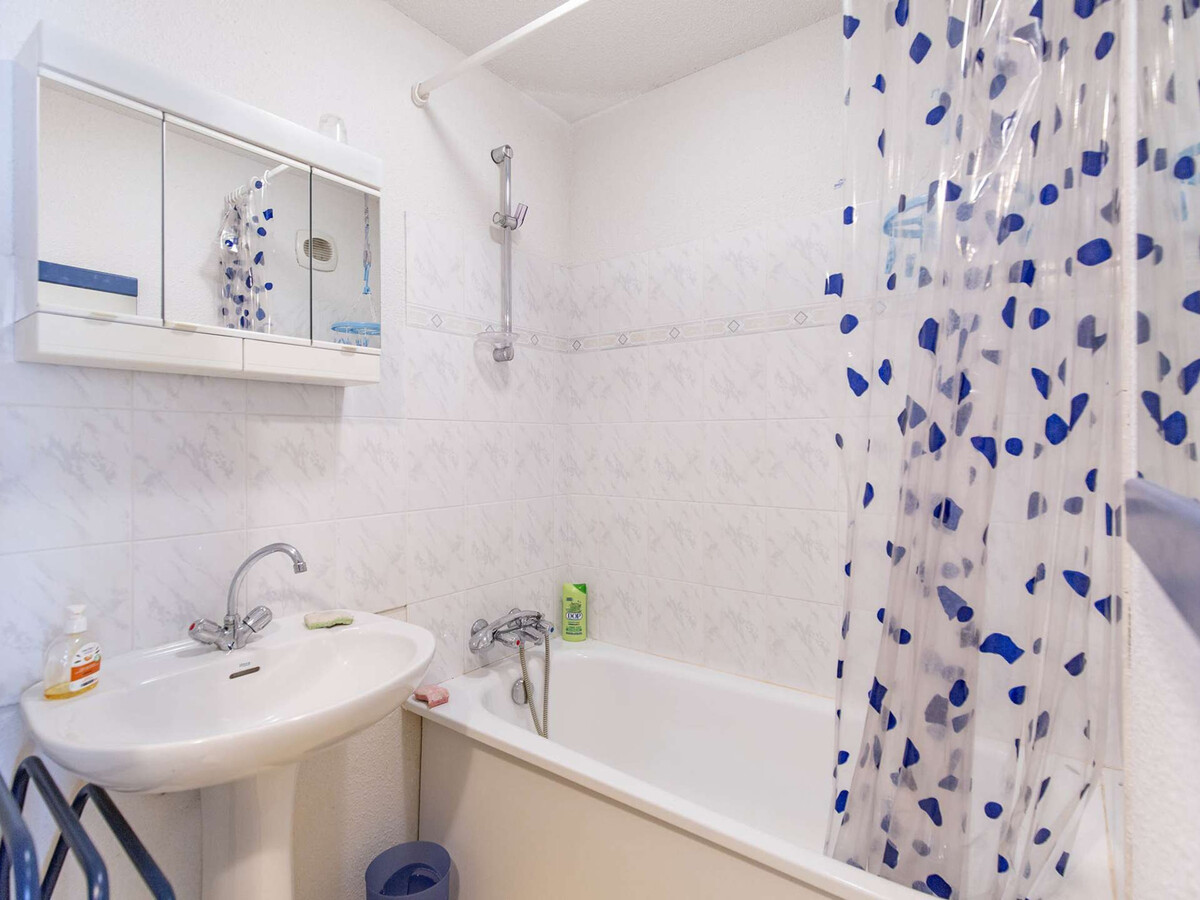 T2 35 m² avec balcon, parking et casier à ski - Photo 6