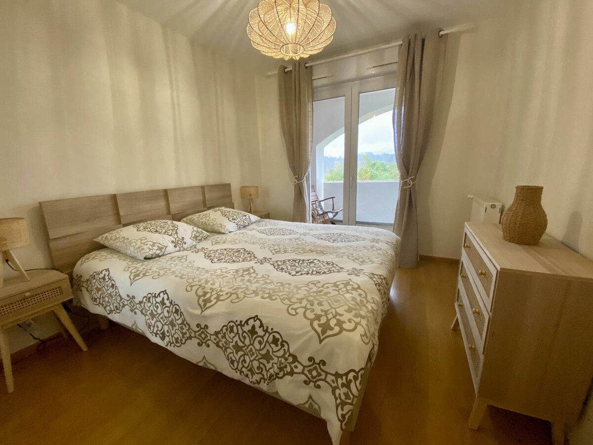 Appartement 3 personnes à Cambo-les-Bains, terrasse vue montagnes - Photo 10