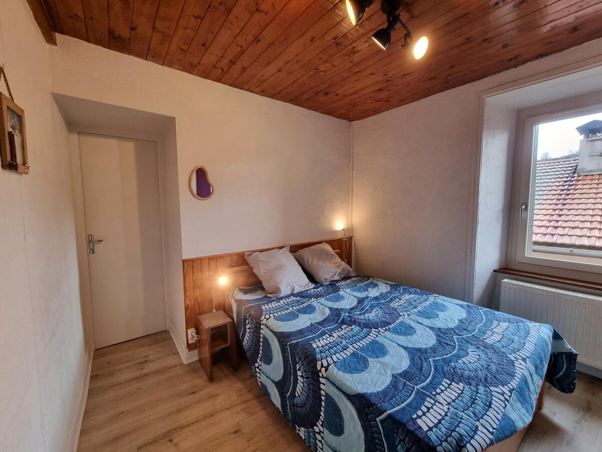Chez Feufeu : maison pierre 1848 à Chalmazel, 6 pers. - Photo 12