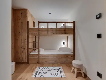 Chalet Élégant au Pied des Pistes à Val d'Isère - Photo 4