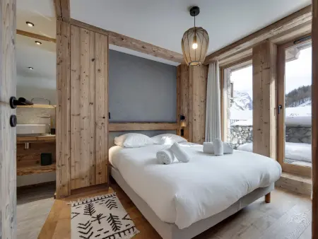 Chalet Élégant au Pied des Pistes à Val d'Isère - Photo 8