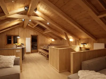 Location chalet à La Tania, Chalet moderne à Courchevel La Tania avec sauna et parking