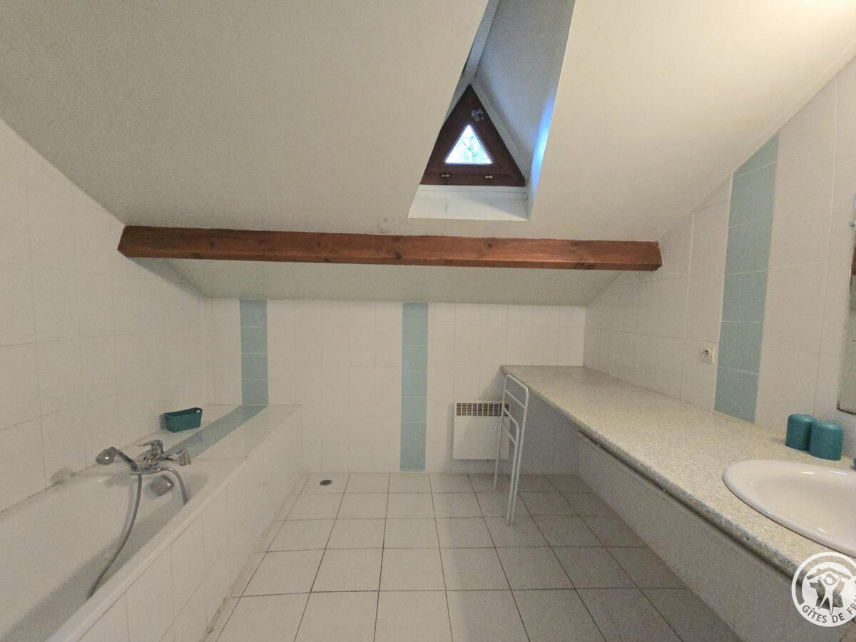 Gîte en pierre du Périgord Vert, 7 pers., terrain de tennis - Photo 13