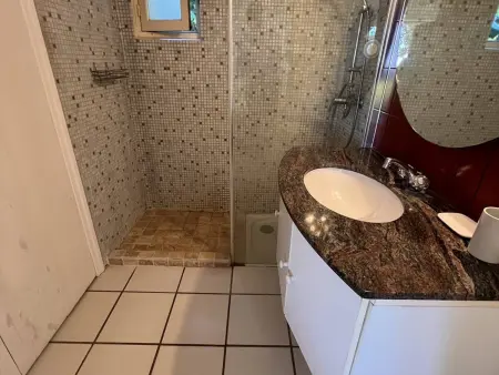Maison 3 chambres avec piscine privée et vue sur mer - Photo 10