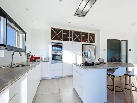 Villa contemporaine vue mer et piscine débordement - Photo 3