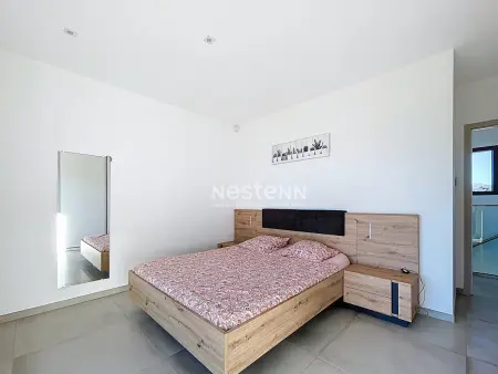 Villa contemporaine vue mer et piscine débordement - Photo 13