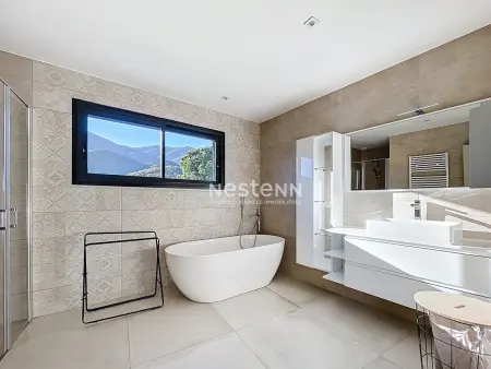 Villa contemporaine vue mer et piscine débordement - Photo 15