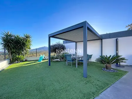 Villa contemporaine vue mer et piscine débordement - Photo 19