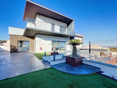Villa contemporaine vue mer et piscine débordement - Photo 21