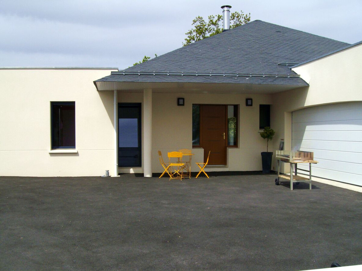 Maison plain pied 130 m² avec garage, jardin et table de ping pong - Photo 7