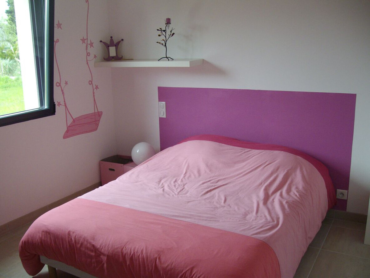 Maison plain pied 130 m² avec garage, jardin et table de ping pong - Photo 10