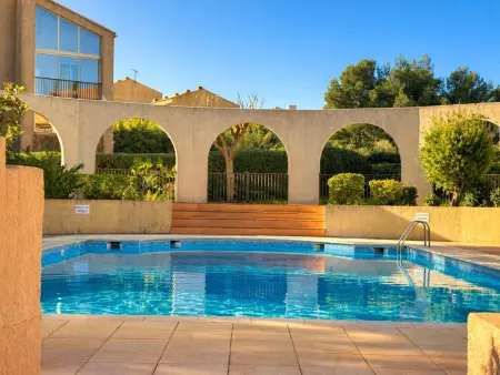 Appartement 2 pièces Hyères avec jardin et piscine : photo 2