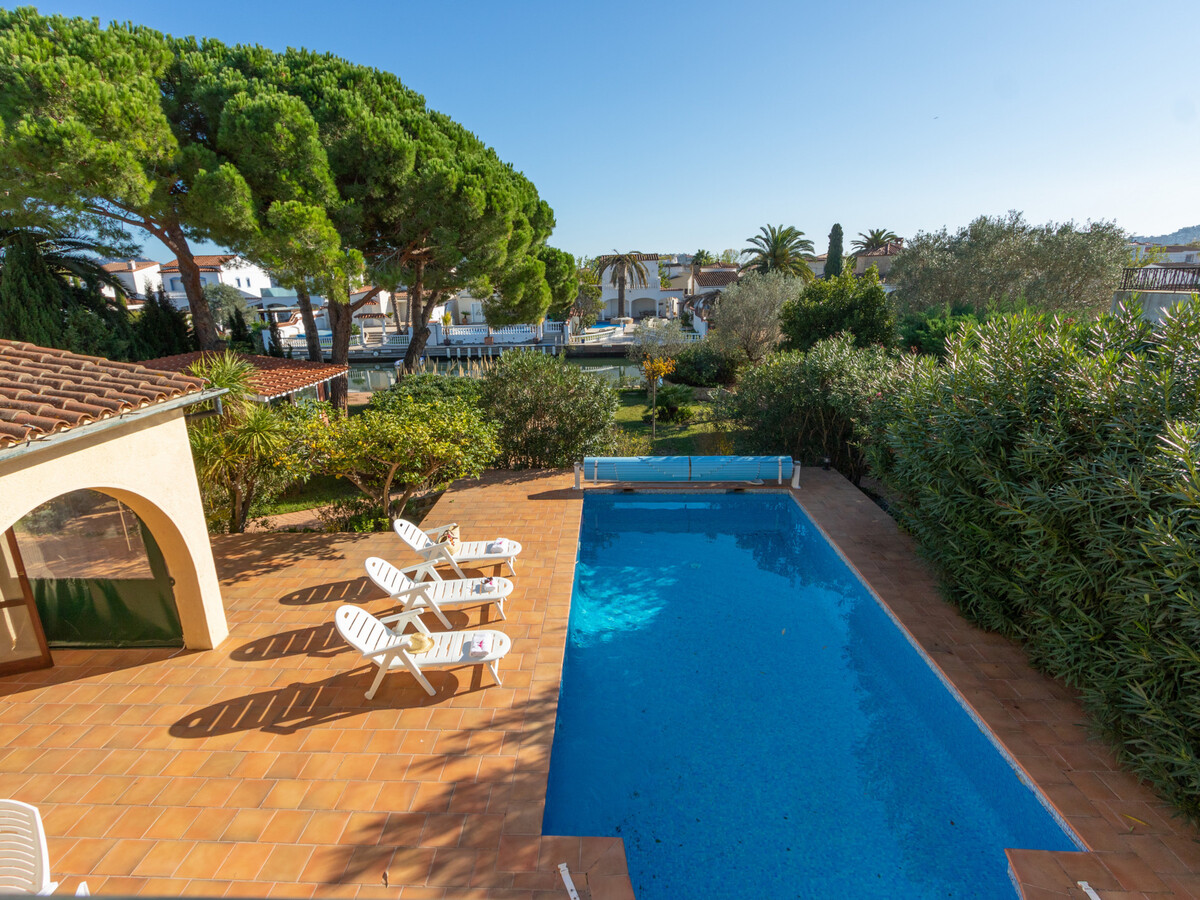 Villa 6 pers. Empuriabrava : piscine privée et amarrage - Photo 2