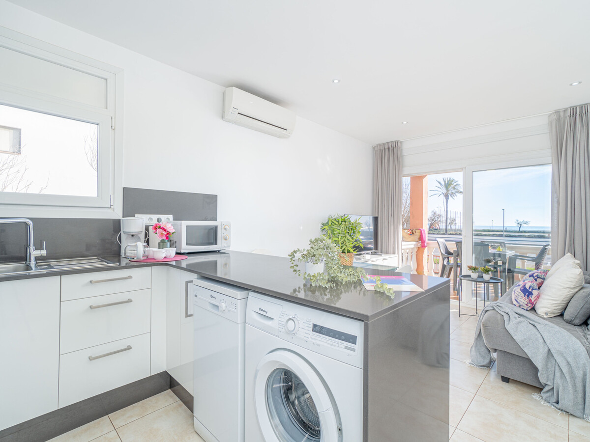 Appartement 4 pers. en première ligne de plage à Empuriabrava - Photo 1