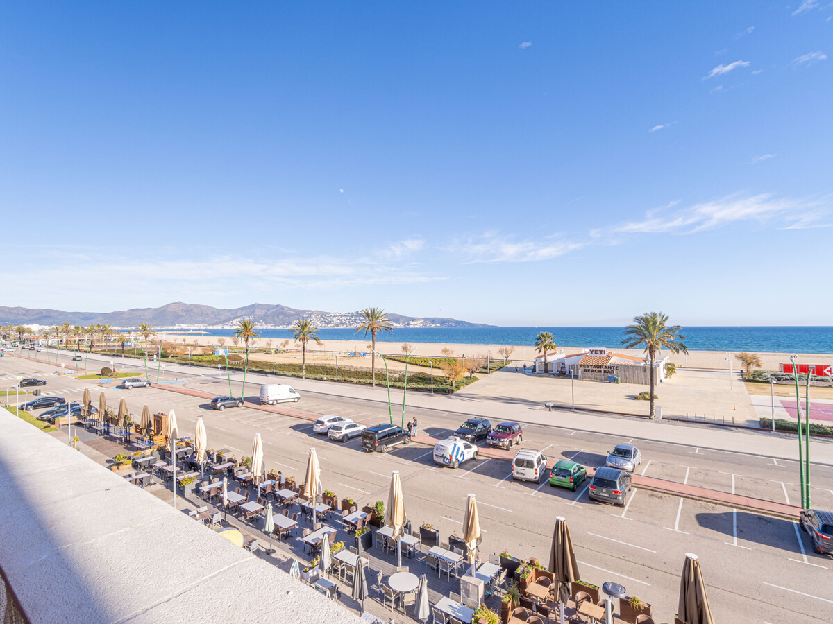 Appartement 6 pers. en première ligne de plage à Empuriabrava - Photo 2