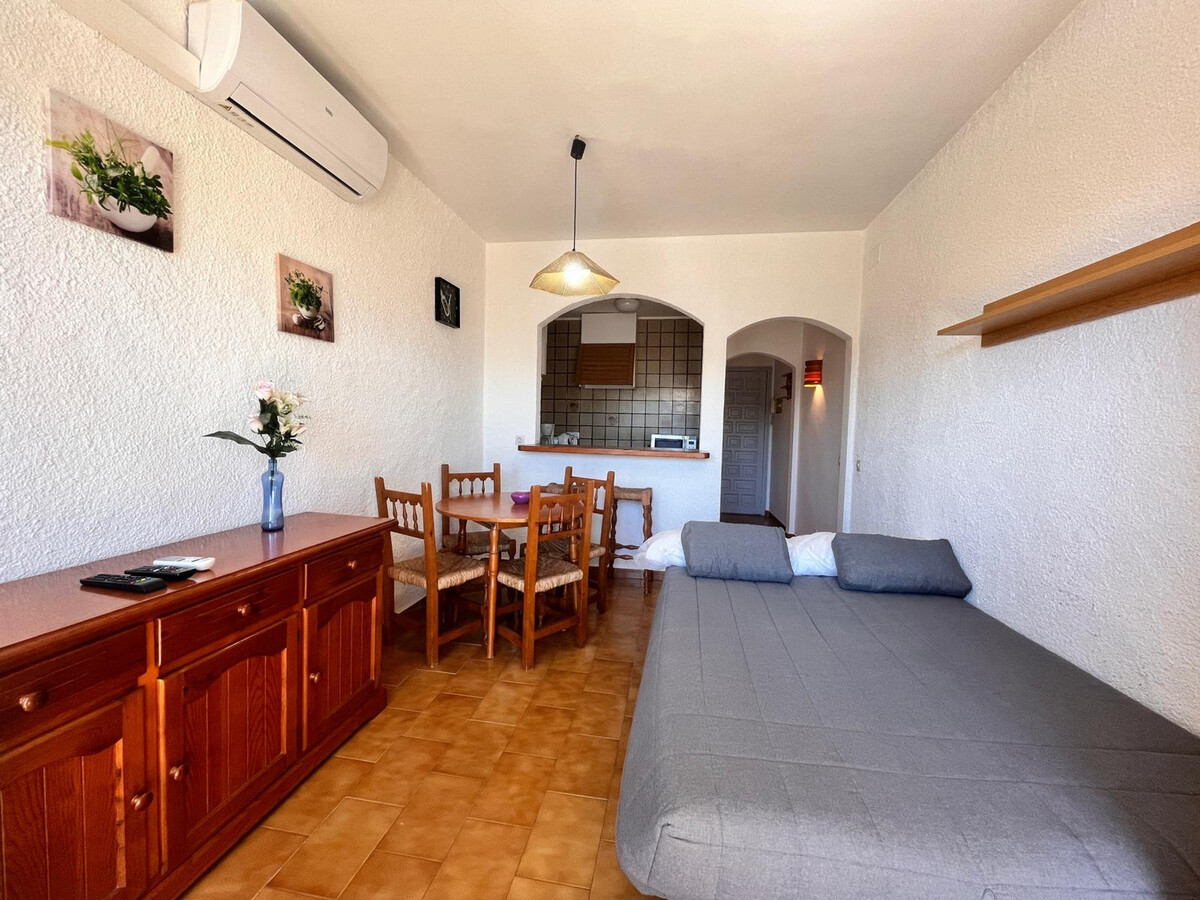Studio 24 m² Empuriabrava, 400 m plage, climatisation - Photo 6