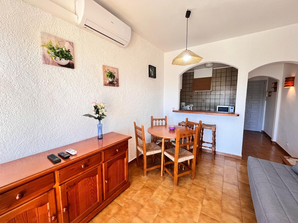 Studio 24 m² Empuriabrava, 400 m plage, climatisation - Photo 9
