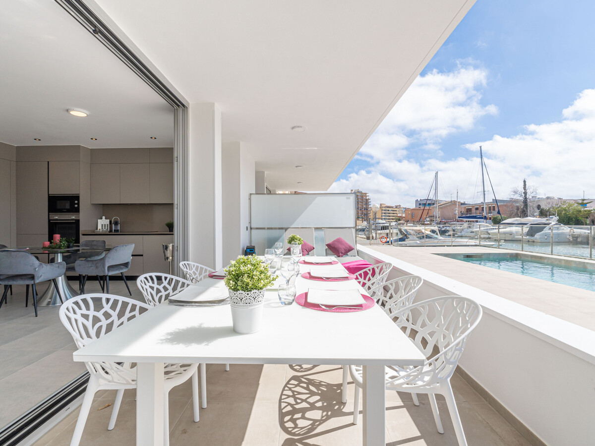 Appartement 3 chambres Roses, piscine et parking couvert - Photo 24