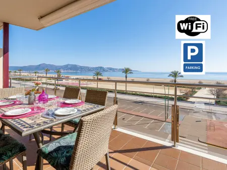 Location appartement à Empuriabrava, Appartement bord de mer à Empuriabrava, 6 pers., piscine commune, parking