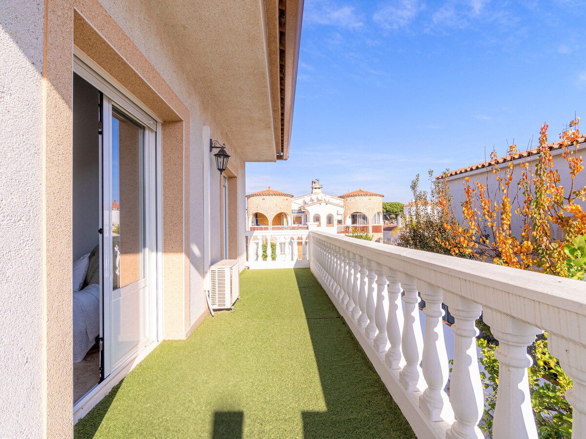 Villa 4 chambres avec piscine privée à Empuriabrava - Photo 21