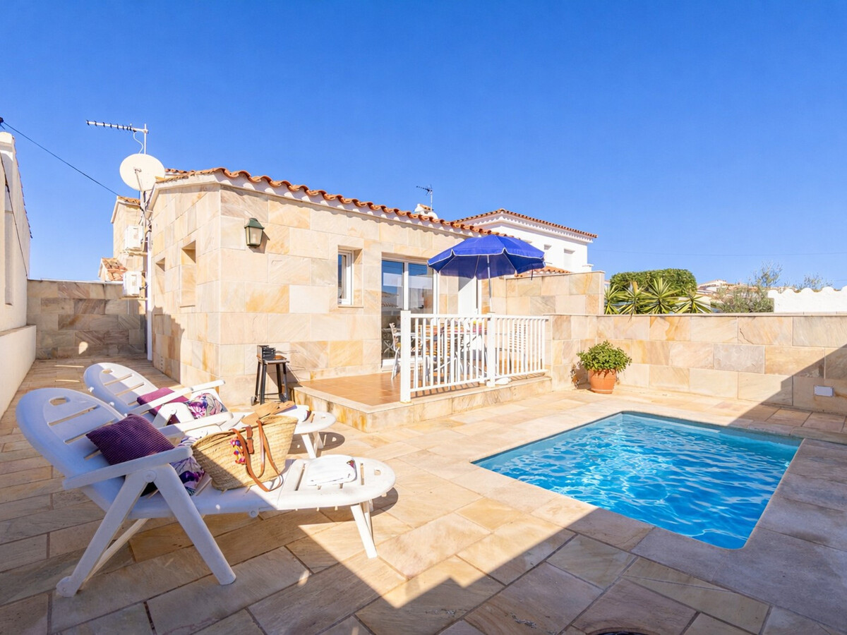 Villa 2 chambres avec piscine privée à Empuriabrava - Photo 1