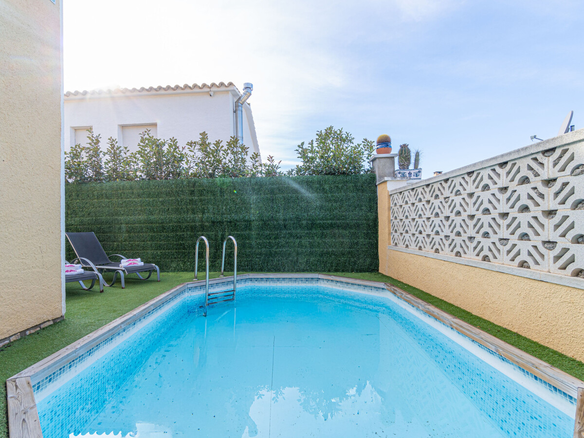 Villa 68 m² Empuriabrava, 2 chambres, piscine privée - Photo 25