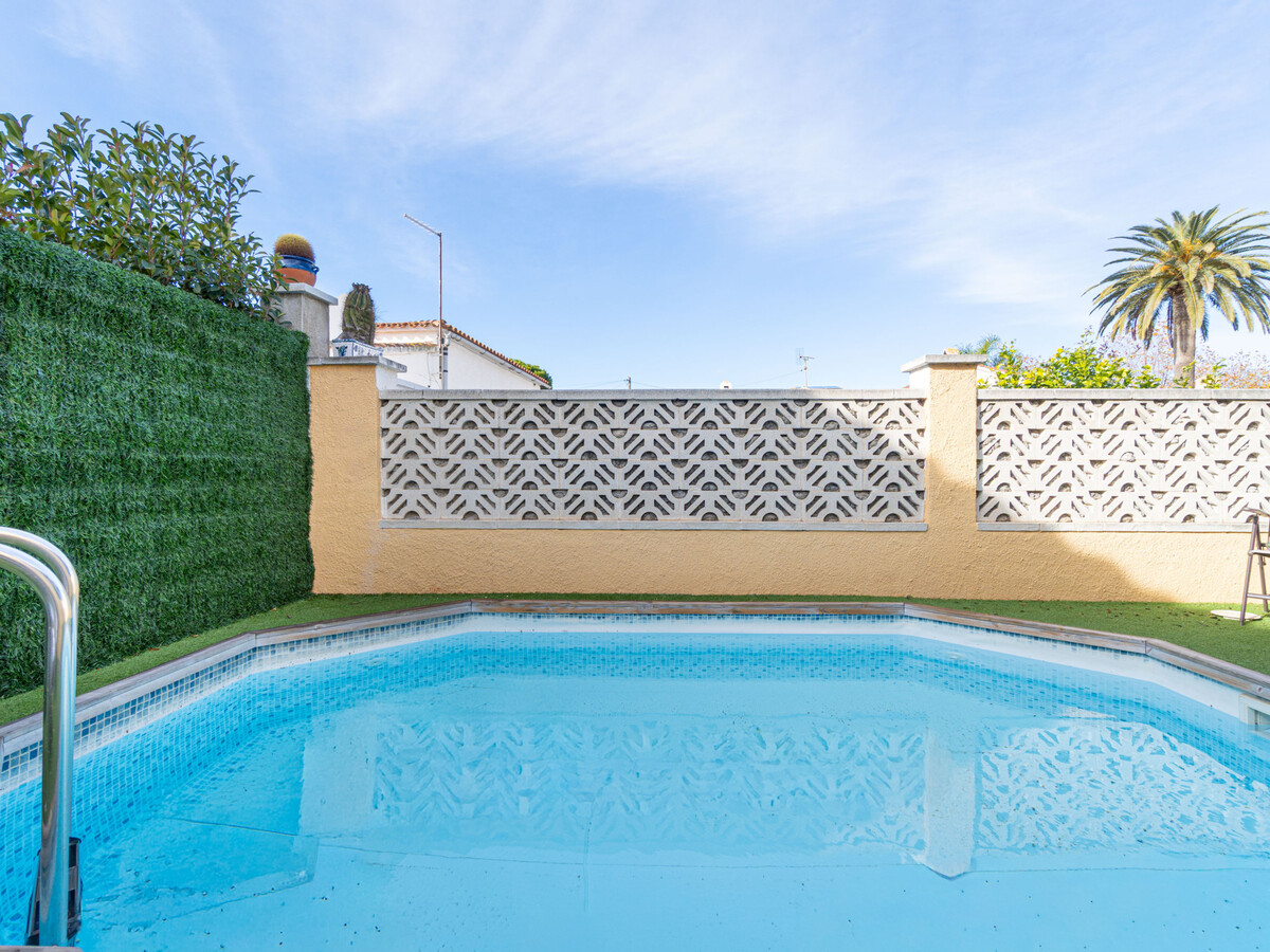 Villa 68 m² Empuriabrava, 2 chambres, piscine privée - Photo 31
